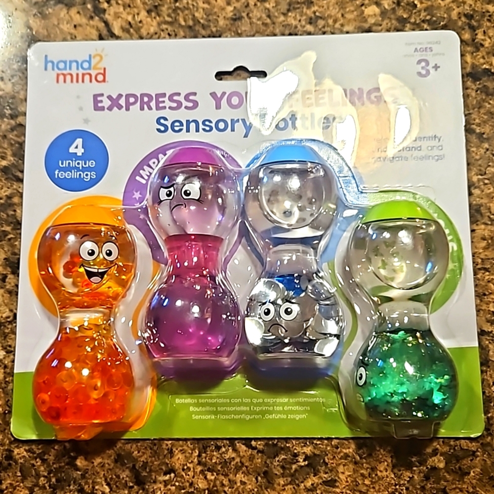 Set of 4 sensory bottles